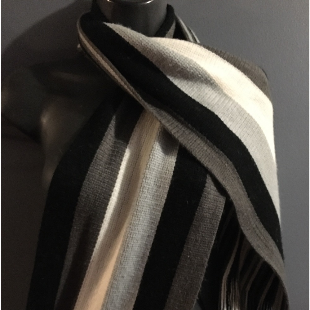 Reversible Scarf by echo ❄️☃️ Unisex - Picture 12 of 12